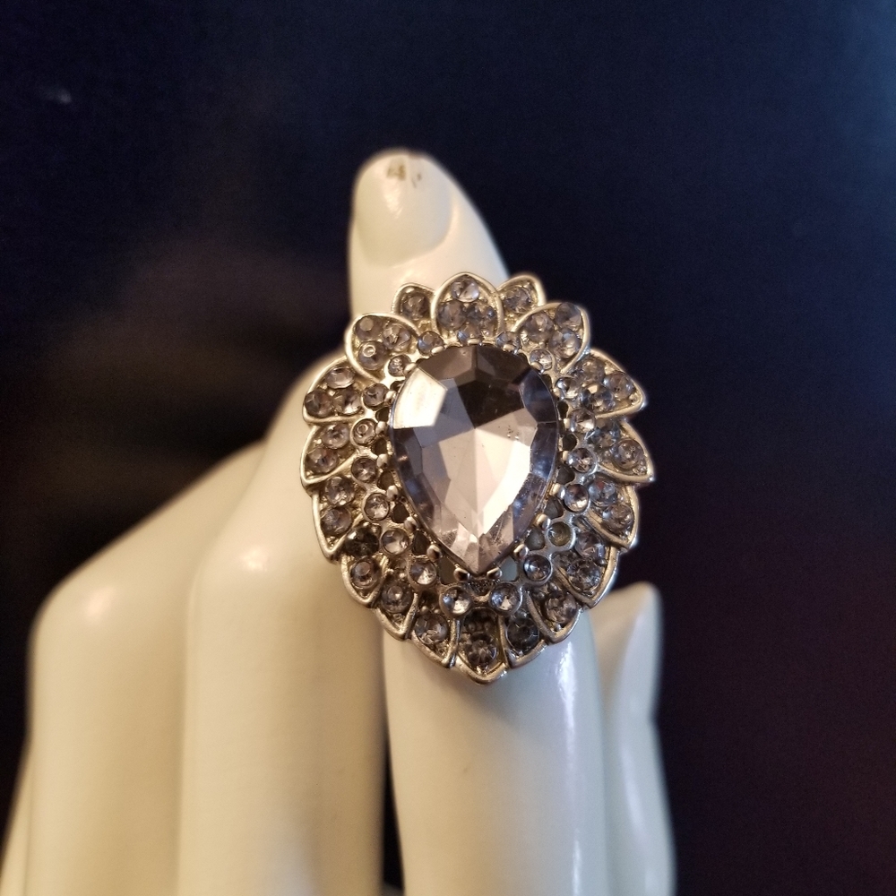 💥Fashion Ring - Picture 1 of 6